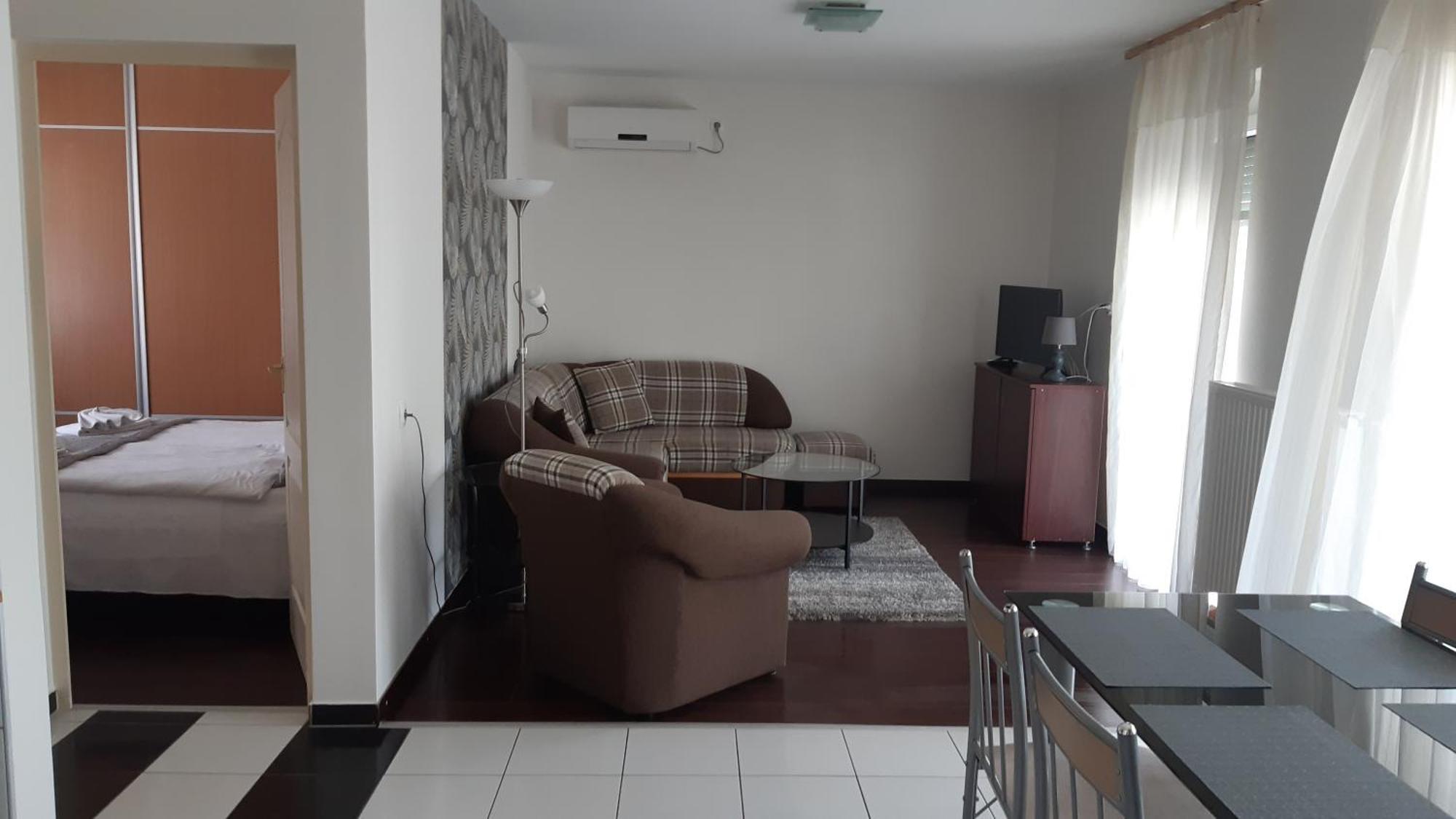 Mary Apartmanhaz Heviz Luaran gambar