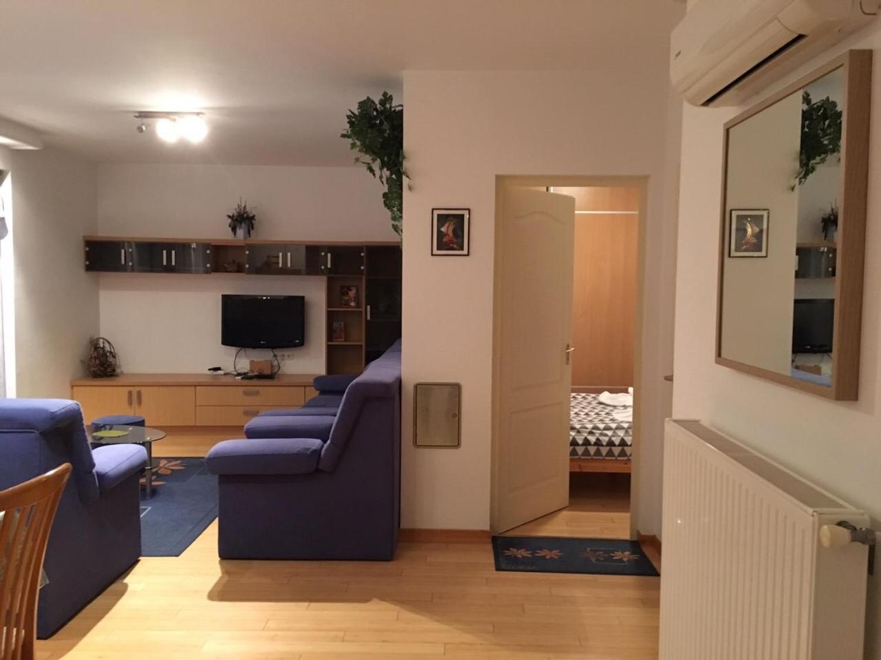 Mary Apartmanhaz Heviz Luaran gambar