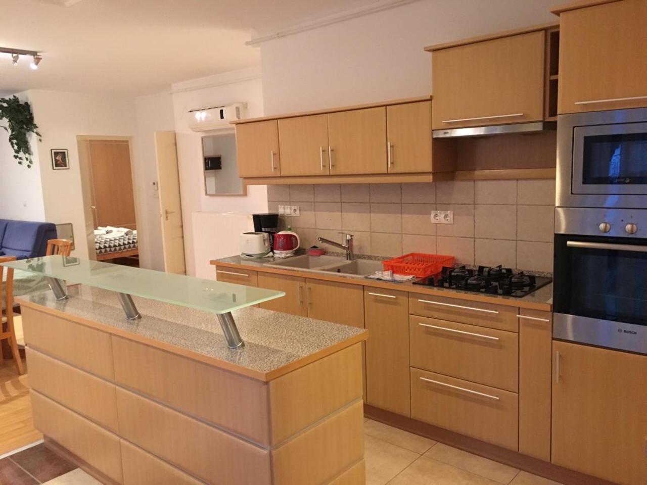 Mary Apartmanhaz Heviz Luaran gambar