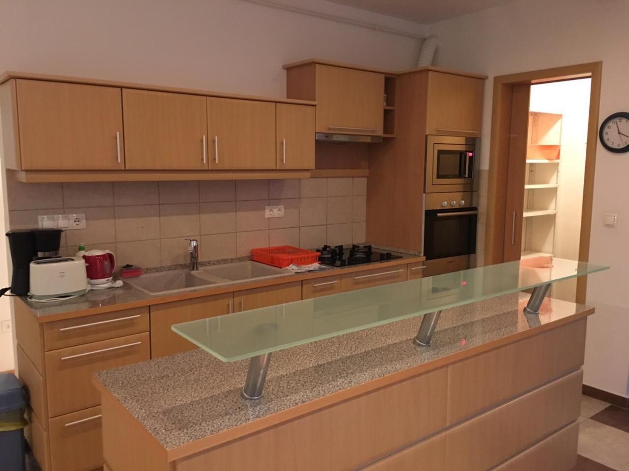 Mary Apartmanhaz Heviz Luaran gambar