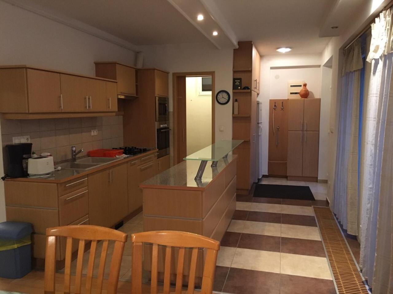 Mary Apartmanhaz Heviz Luaran gambar